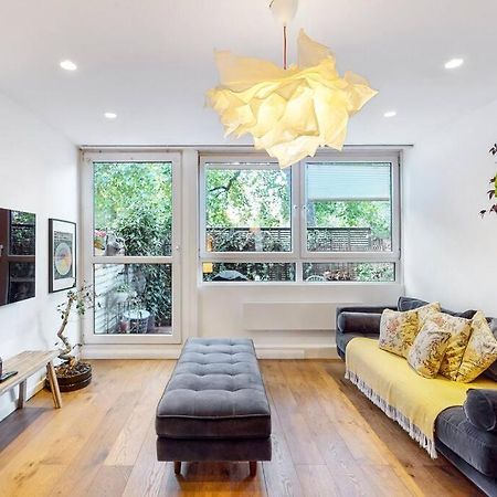 Charming 2-Bedroom Maisonette With Private Garden Londen Buitenkant foto