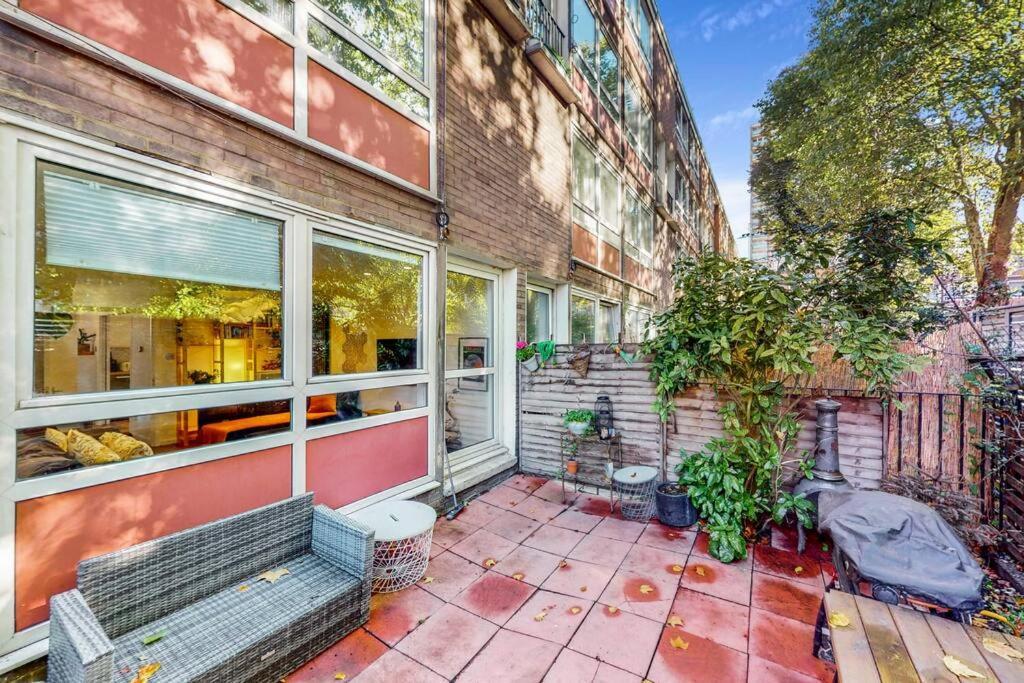 Charming 2-Bedroom Maisonette With Private Garden Londen Buitenkant foto
